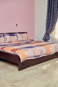 9 Roses Hotel