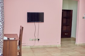 9 Roses Hotel