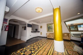 Gold Plaza Hotel