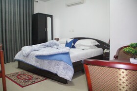 Gold Plus Hotel