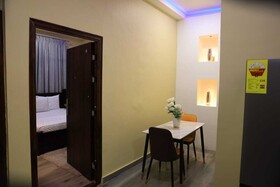 Js Way Apartments And Executive Hotel