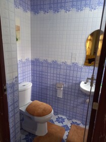 Osvee Guest House And Apartments