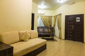 Beige Village Golf Resort And Spa