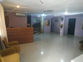 Apple Royal Lodge