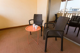 La Casa Baatsona Apartments