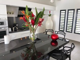 Villa Mary Island