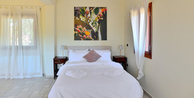Pyrgos Ralli Estate Apartments & Suites