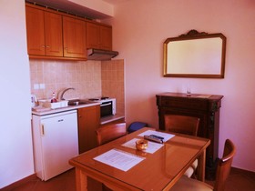 Milia Bay Hotel & Apartments