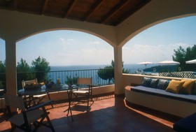 Milia Bay Hotel & Apartments