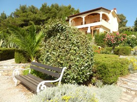 Milia Bay Hotel & Apartments