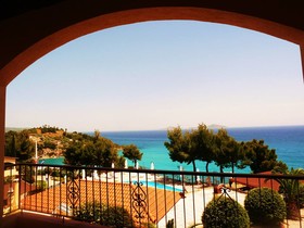 Milia Bay Hotel & Apartments