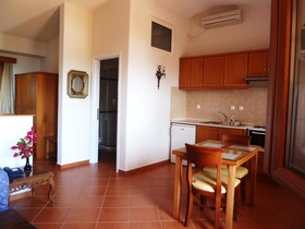 Milia Bay Hotel & Apartments