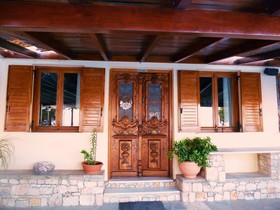 Milia Bay Hotel & Apartments