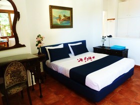 Milia Bay Hotel & Apartments