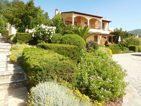 Milia Bay Hotel & Apartments