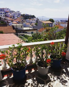 Angelos Suites