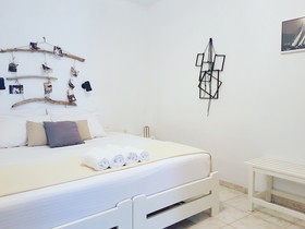Angelos Suites