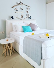 Angelos Suites