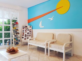 Angelos Suites