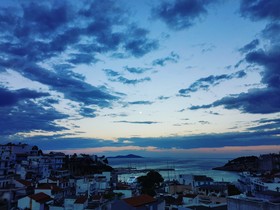 Angelos Suites