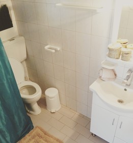 Angelos Suites