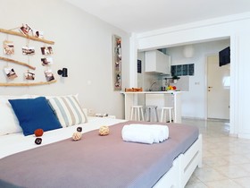 Angelos Suites