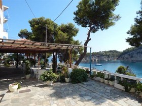 Kavos Hotel