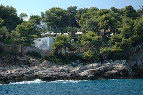Paradise Hotel
