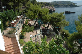 Paradise Hotel