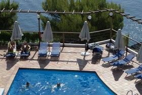 Paradise Hotel