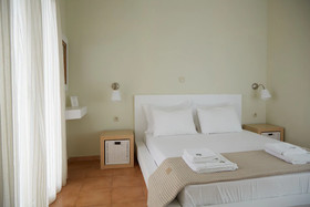 Aelia Apartments