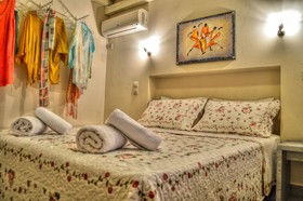 Iro Suites