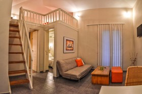 Iro Suites