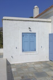 Seaside luxury villa by VillaRentalsgr