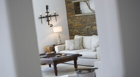 Seaside luxury villa by VillaRentalsgr