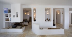 Seaside luxury villa by VillaRentalsgr