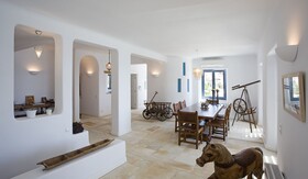 Seaside luxury villa by VillaRentalsgr