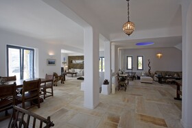 Seaside luxury villa by VillaRentalsgr