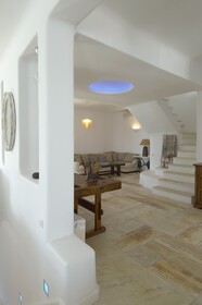 Seaside luxury villa by VillaRentalsgr