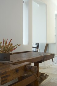 Seaside luxury villa by VillaRentalsgr