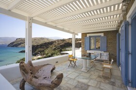 Seaside luxury villa by VillaRentalsgr