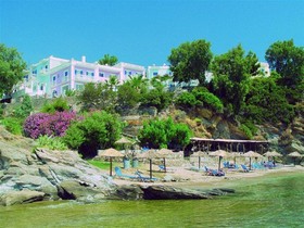 Aneroussa Beach Hotel