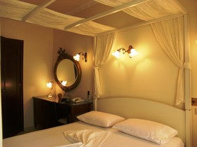 Aneroussa Beach Hotel