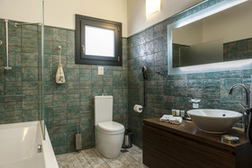 Krinos Suites