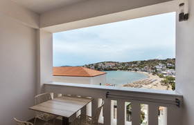 Krinos Suites
