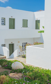 Ostria Hotel & Apartments