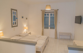Ostria Hotel & Apartments