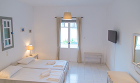 Ostria Hotel & Apartments