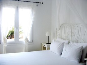 Andros Luxury House