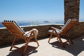 Andros Prive Suites